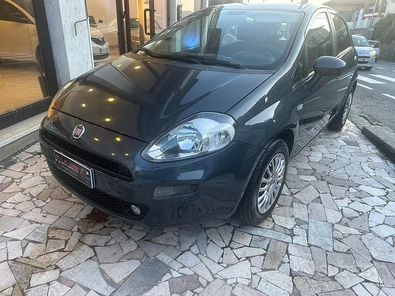 Usata Fiat Punto Easy 2015 Grigio Utilitaria