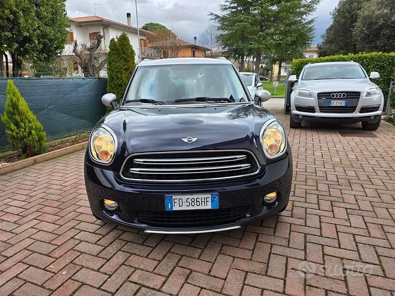 Usata Mini Cooper D 112 CV (82 kW) 2016 Blu Utilitaria
