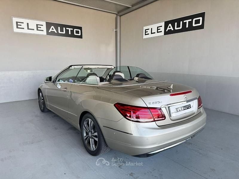 Usata Mercedes E220 Premium 170 CV (125 kW) 2016 Grigio Cabrio