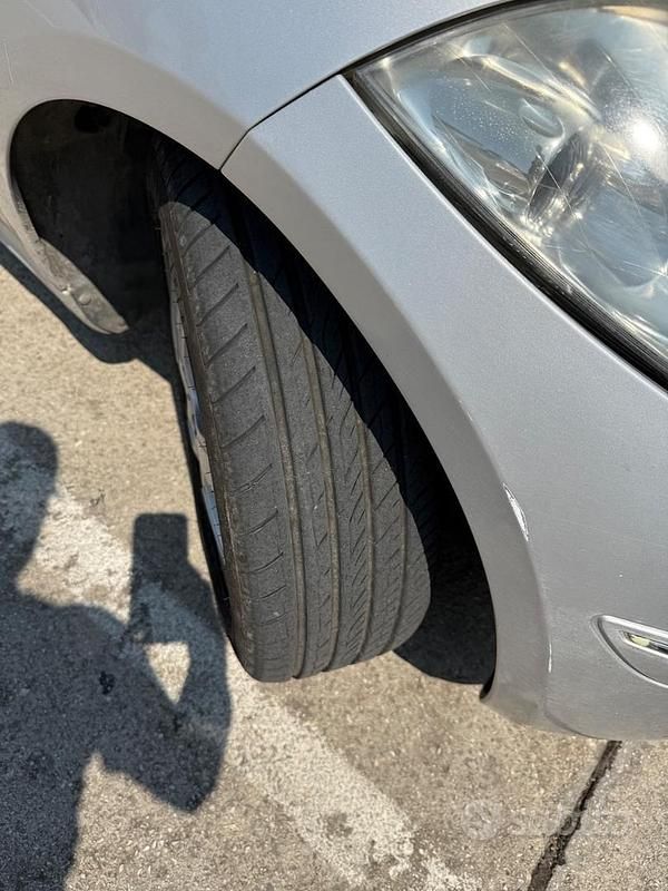 Usata Mercedes A200 140 CV (102 kW) 2004 Grigio Utilitaria