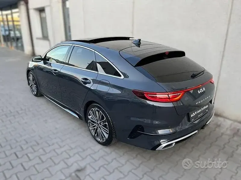 Usata Kia ProCeed GT-Line 160 CV (117 kW) 2023 Grigio Station wagon