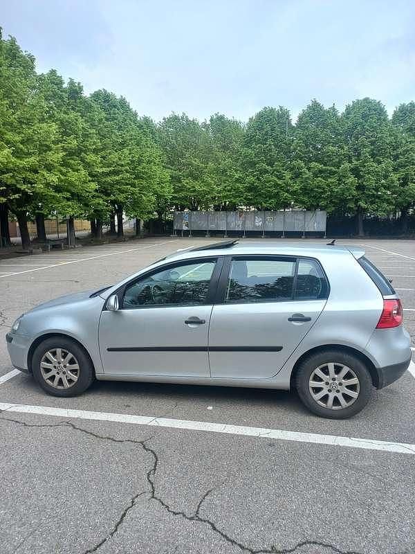 Usata VW Golf IV Individual 140 CV (102 kW) 2005 Berlina