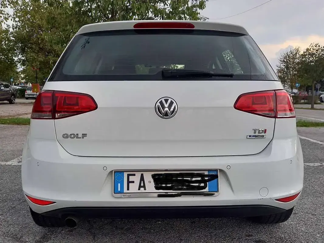 Usata VW Golf VII Executive 110 CV (80 kW) 2015 Bianco Berlina