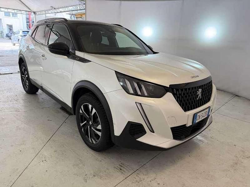 Usata Peugeot 2008 GT 131 CV (96 kW) 2023 Bianco madreperla SUV