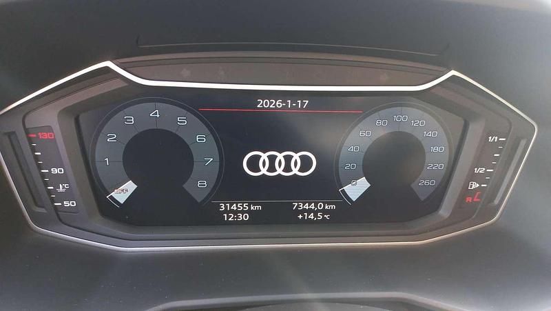 Argento Usata 2023 Audi A1 SUV | 23.950 € (Ottimo prezzo) - Immagine 1/4