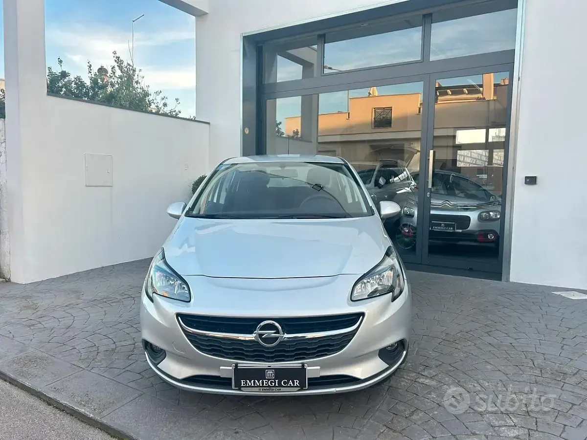 Usata Opel Corsa 90 CV (66 kW) 2018 Grigio Utilitaria