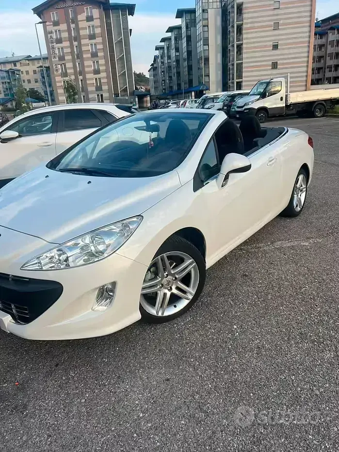 Usata Peugeot 308 CC 2009 Bianco Cabrio
