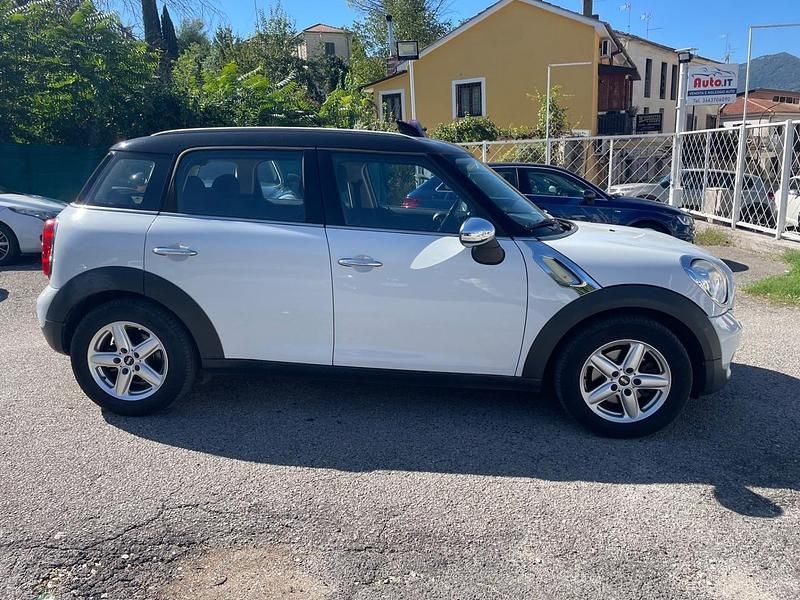 Usata Mini Cooper D Countryman 111 CV (81 kW) 2012 Bianco SUV