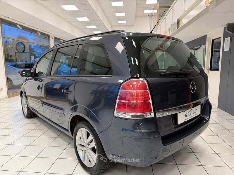 Usata Opel Zafira Cosmo 120 CV (88 kW) 2008 Blu Monovolume