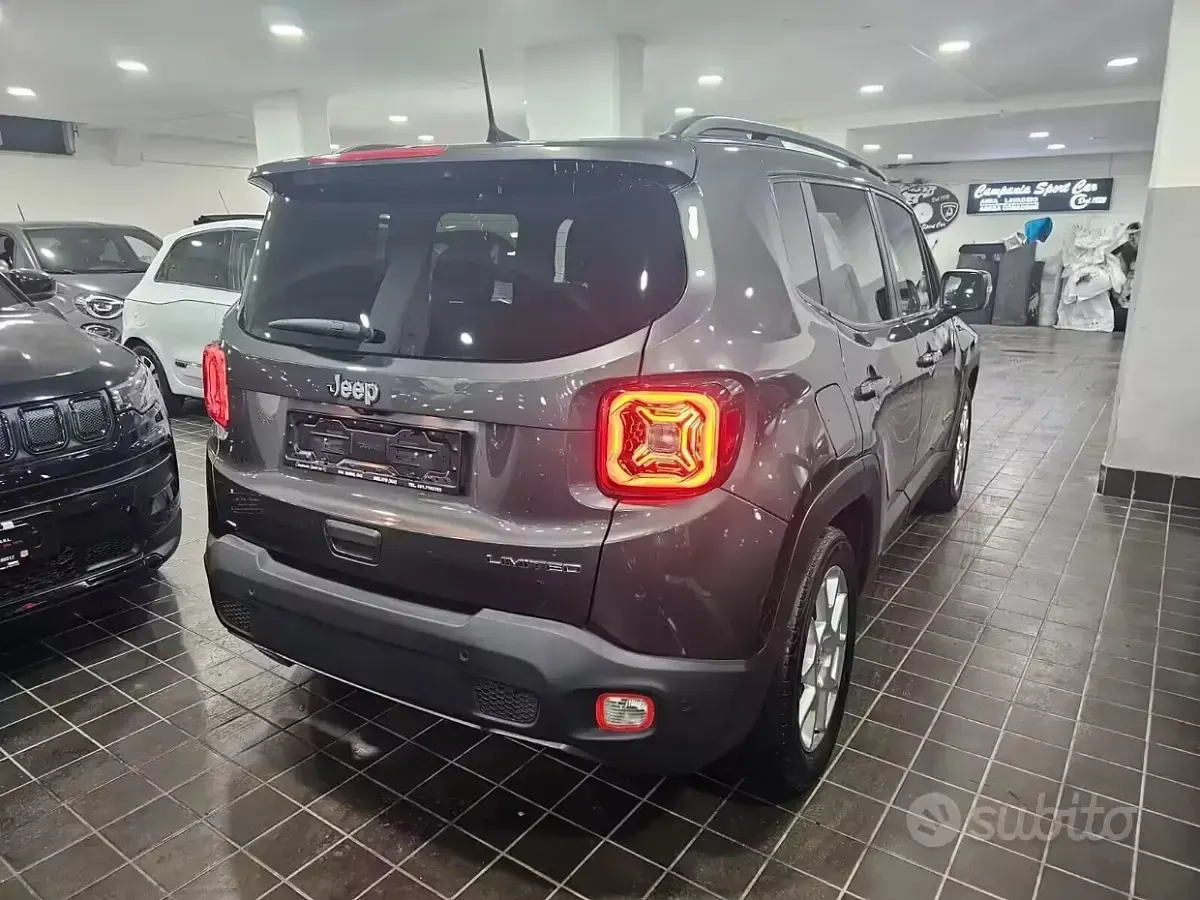 Usata Jeep Renegade Limited 120 CV (88 kW) 2020 Grigio SUV
