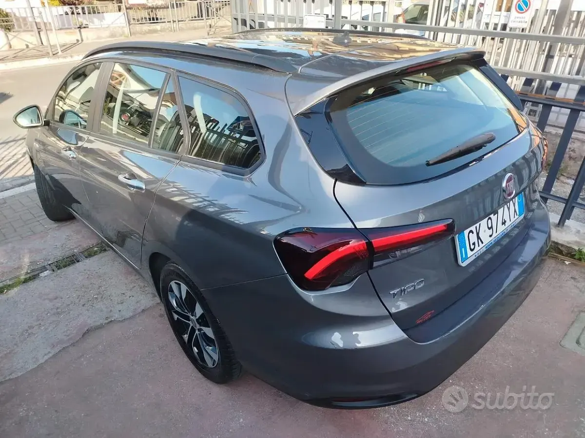 Usata Fiat Tipo 95 CV (69 kW) 2022 Grigio Station wagon