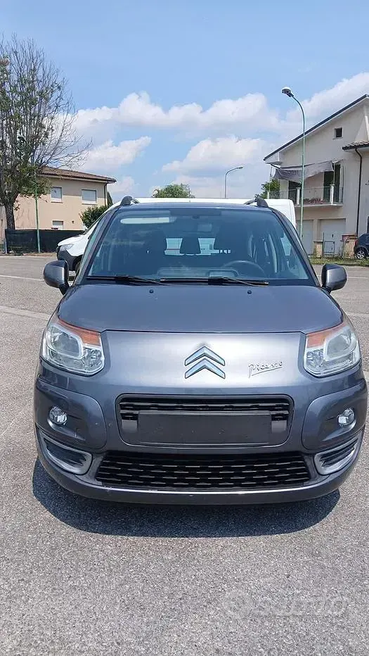Usata Citroën C3 Picasso 95 CV (69 kW) 2011 Grigio Monovolume