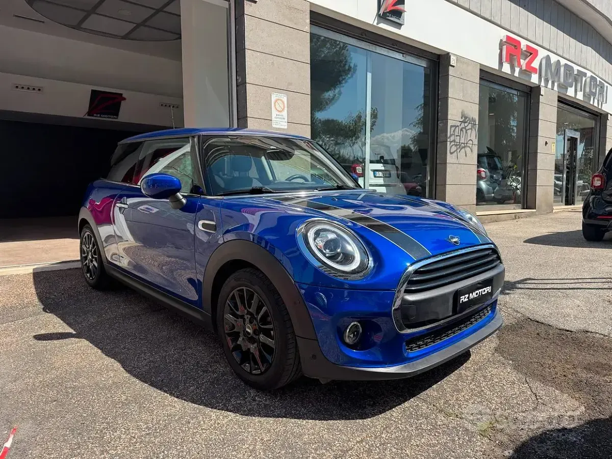 Usata Mini ONE 75 CV (55 kW) 2020 Blu Utilitaria