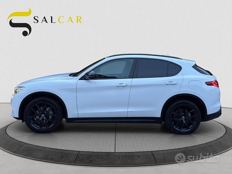 Usata Alfa Romeo Stelvio Tech Edition 190 CV (139 kW) 2019 Bianco SUV