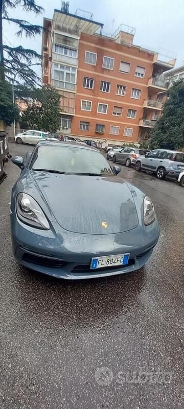 Usata Porsche Cayman 2017 Grigio Coupé