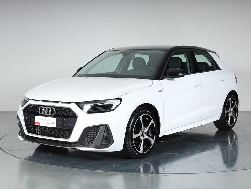 Nuova Audi A1 Sportback S-Line 116 CV (85 kW) 2025 Bianco ghiaccio Utilitaria