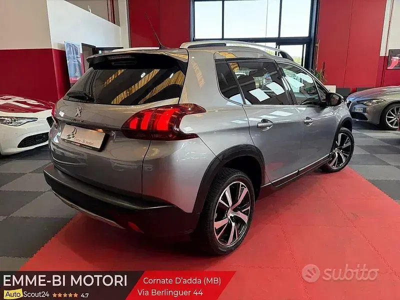 Usata Peugeot 2008 Allure 102 CV (75 kW) 2019 Grigio SUV