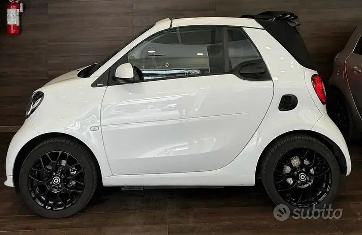 Usata Smart ForTwo Cabrio 54 CV (39 kW) 2019 Bianco Cabrio