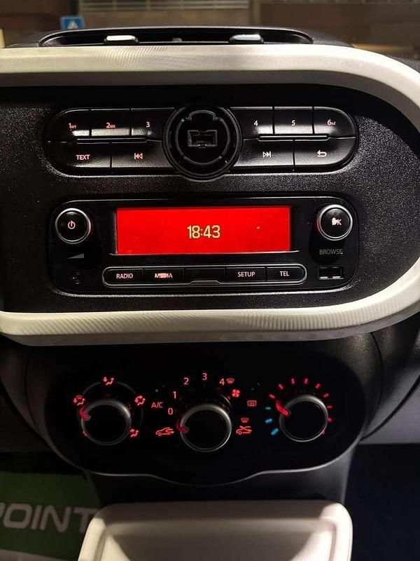 Usata Renault Twingo Life 69 CV (50 kW) 2017 Bianco Utilitaria