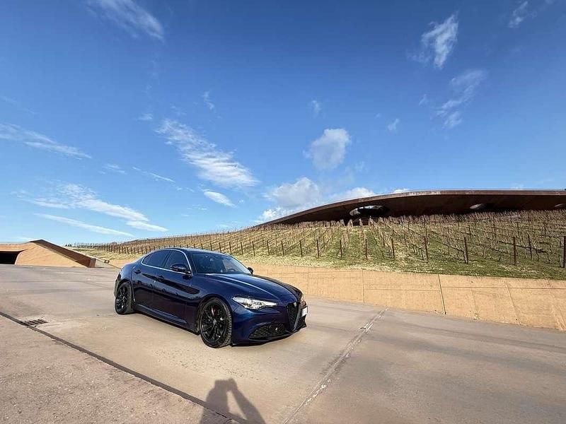 Usata Alfa Romeo Giulia Business Launch Edition 150 CV (110 kW) 2018 Berlina