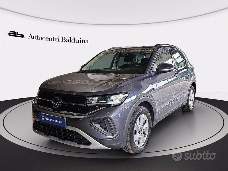 Smoky grey metalizzato Usata 2024 VW T-Cross Life SUV | 20.700 € (Buon prezzo) - Immagine 1/4