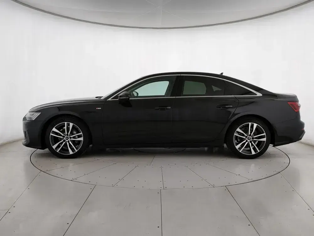 Usado Audi A6 S-Line 204 CV (150 kW) 2024 Negro Berlina