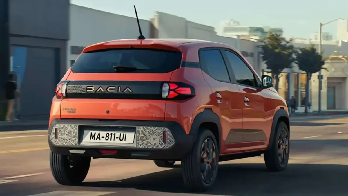 Nuova Dacia Spring Expression 19 kW (26 CV) 2026 Argento Utilitaria