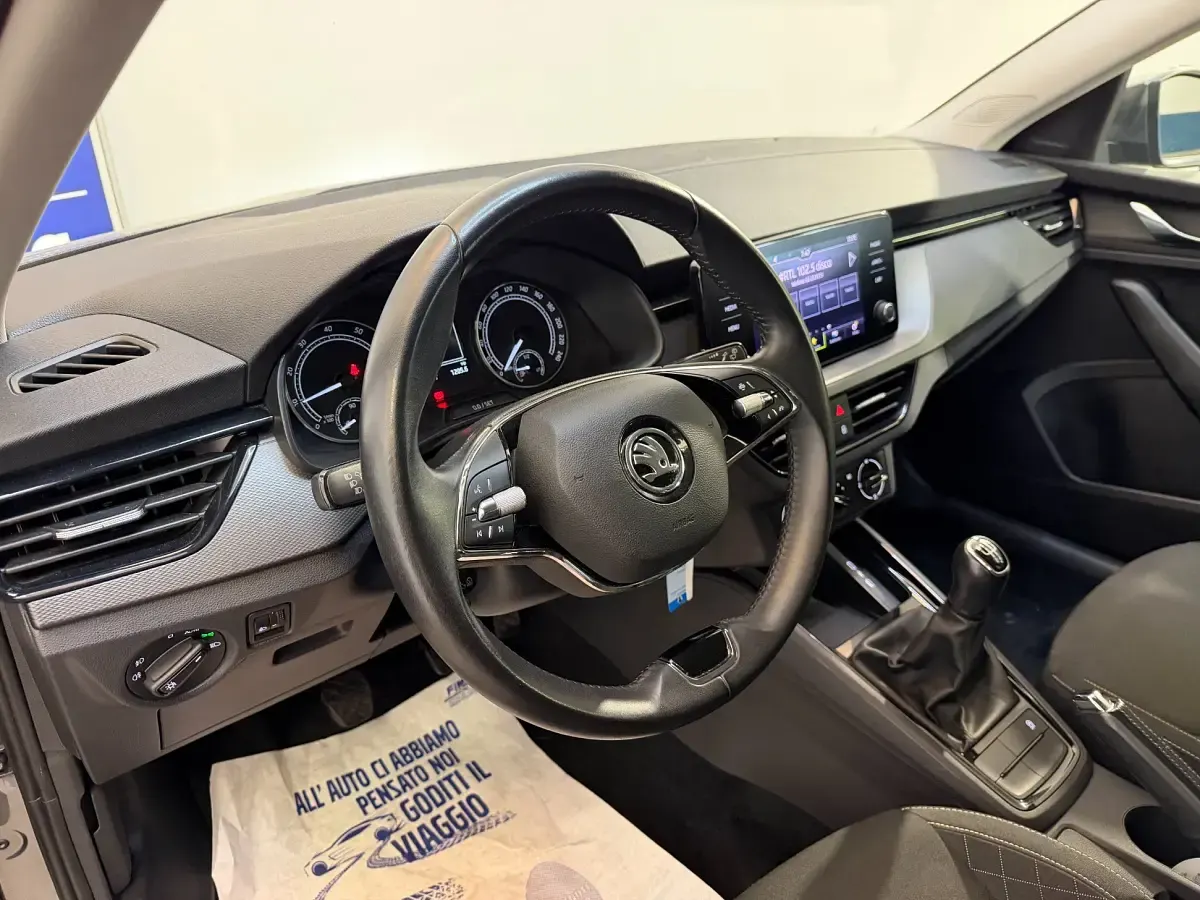 Usata Skoda Scala 95 CV (69 kW) 2023 Grigio Utilitaria