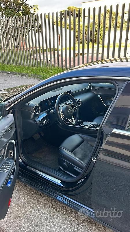 Usata Mercedes CLA180 Executive 109 CV (80 kW) 2019 Nero Berlina