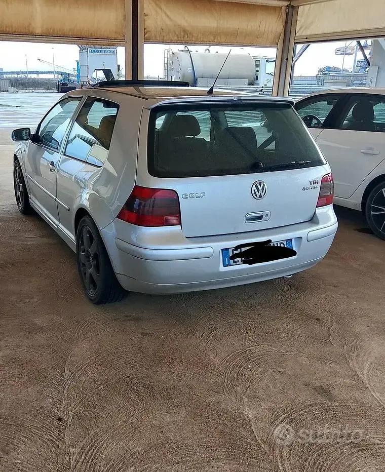 Usata VW Golf IV 150 CV (110 kW) 2002 Grigio Coupé