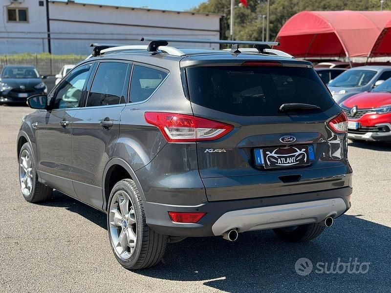 Usata Ford Kuga S 150 CV (110 kW) 2015 Grigio SUV