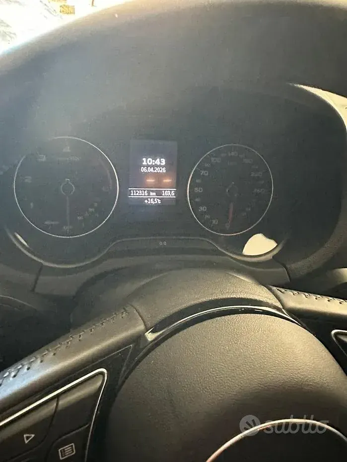 Gebraucht Audi A3 116 PS (85 kW) 2019 Grau Limousine