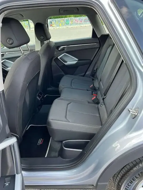 Usata Audi Q3 Business 150 CV (110 kW) 2022 Argento SUV
