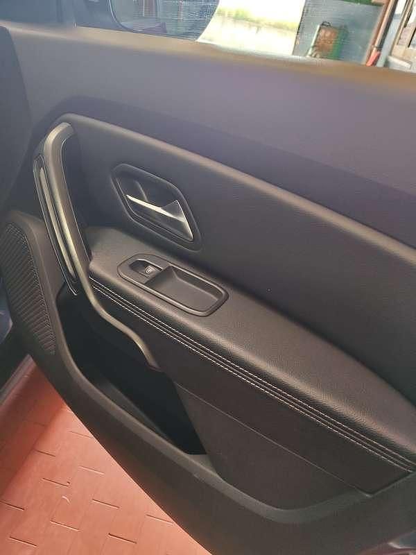 Usata Dacia Duster Prestige 116 CV (85 kW) 2019 Blu/azzurro SUV