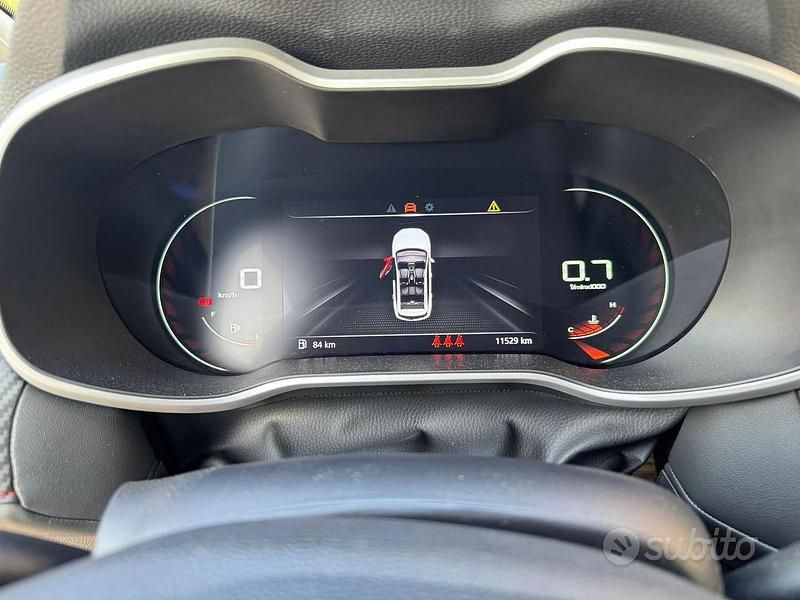 Usata MG ZS Luxury 106 CV (77 kW) 2023 Nero Berlina