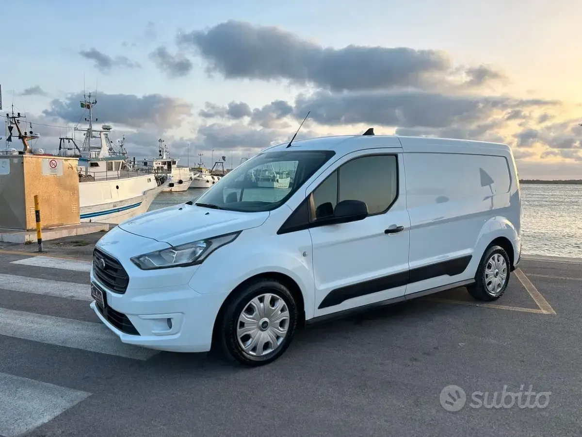 Usata Ford Transit Connect 101 CV (74 kW) 2021 Bianco Monovolume