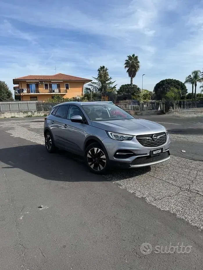Usata Opel Grandland X Design Edition 131 CV (96 kW) 2021 Grigio SUV
