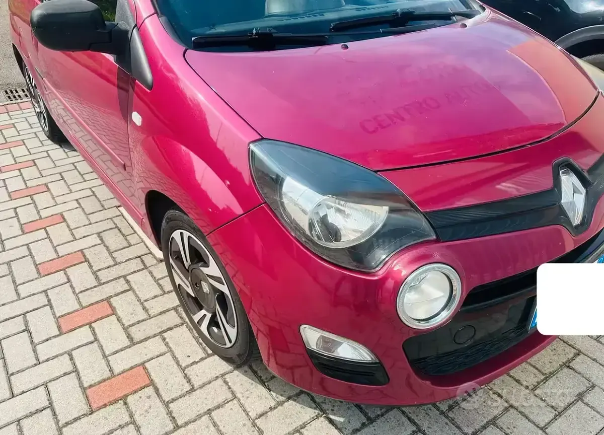 Usata Renault Twingo 75 CV (55 kW) 2012 Viola Utilitaria