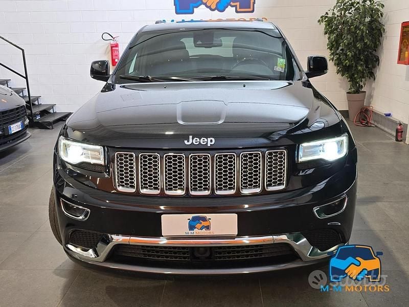 Usata Jeep Grand Cherokee Summit 250 CV (183 kW) 2016 Nero SUV