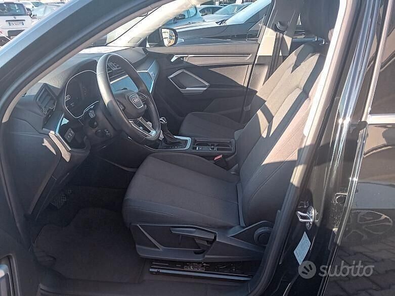 Usata Audi Q3 Business Plus 149 CV (109 kW) 2024 Nero SUV