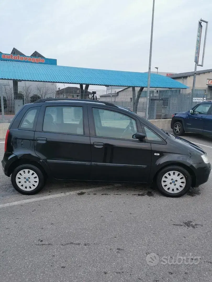 Usata Fiat Idea 80 CV (58 kW) 2006 Nero Monovolume