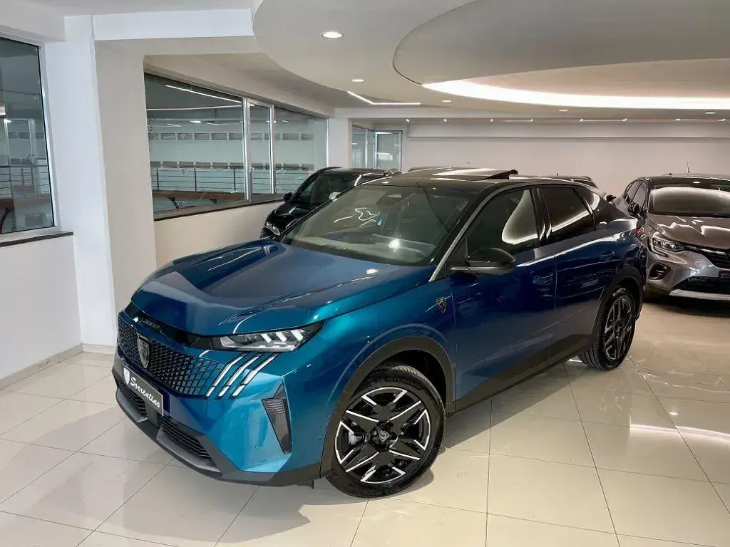 Nuova Peugeot 3008 GT 136 CV (100 kW) 2026 Viola SUV