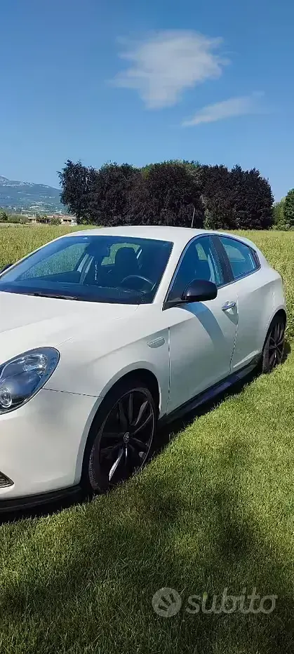 Usata Alfa Romeo Giulietta 120 CV (88 kW) 2014 Utilitaria