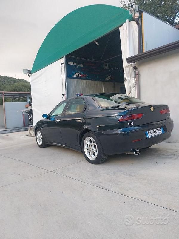 Usata Alfa Romeo 156 140 CV (102 kW) 2003 Blu Berlina