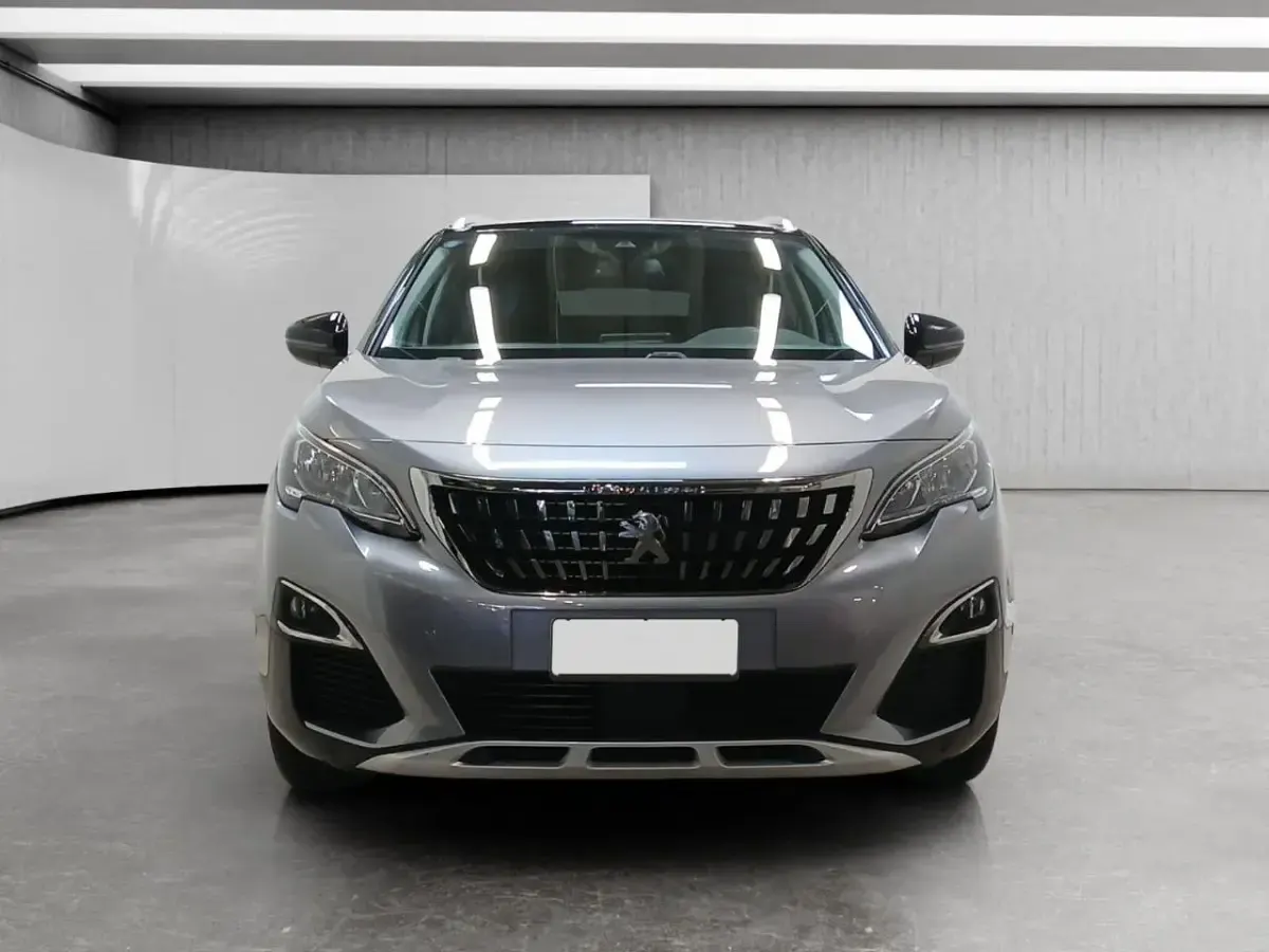 Usata Peugeot 3008 GT-line 130 CV (95 kW) 2020 Grigio SUV