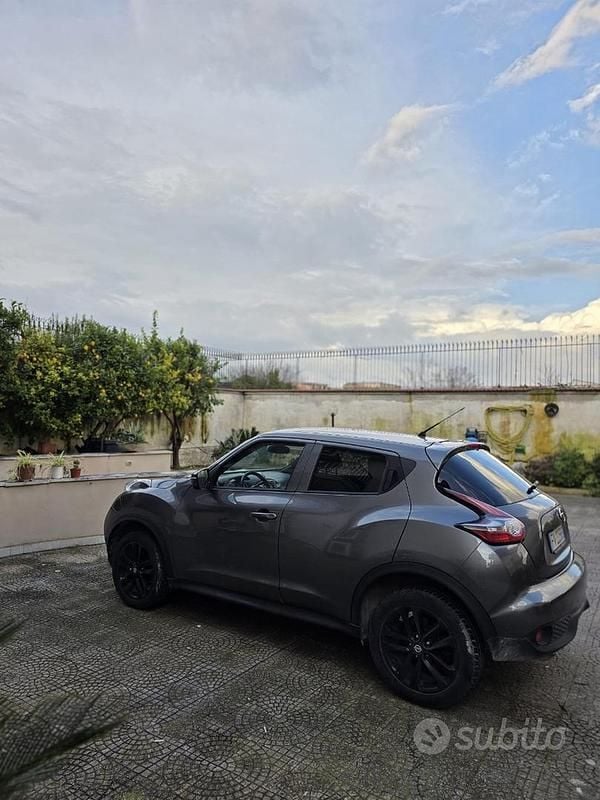 Usata Nissan Juke N-Connecta 110 CV (80 kW) 2019 Grigio SUV