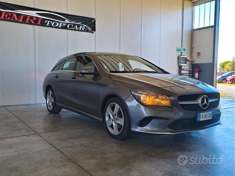 Usata Mercedes CLA200 Premium 136 CV (100 kW) 2017 Grigio Berlina