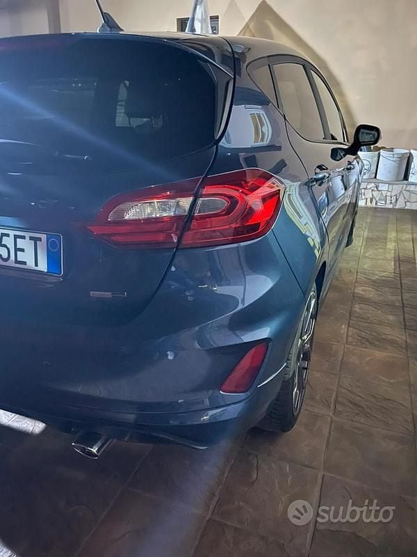 Usata Ford Fiesta ST-Line 125 CV (91 kW) 2021 Blu Utilitaria