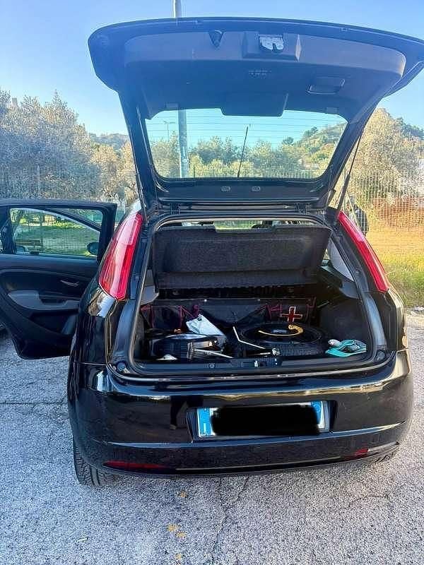 Usata Fiat Grande Punto 77 CV (56 kW) 2009 Utilitaria