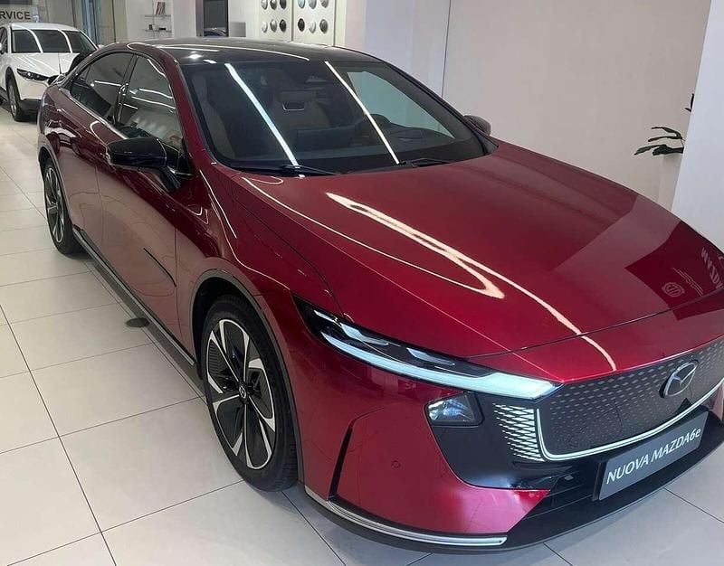 Nuova Mazda 6e Takumi-Line 189 kW (258 CV) 2026 Rosso Berlina